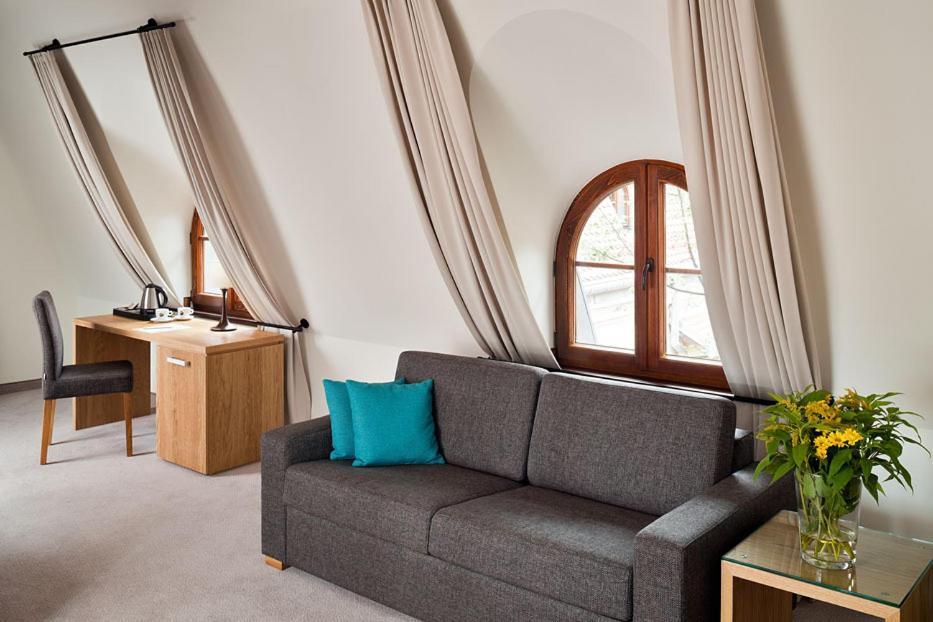 Uroczysko Siedmiu Stawow Hotel