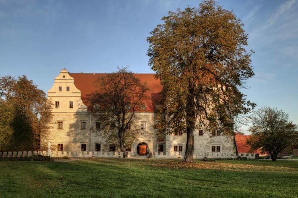 Hotel Uroczysko Siedmiu Stawow Gola Dzierżoniowska